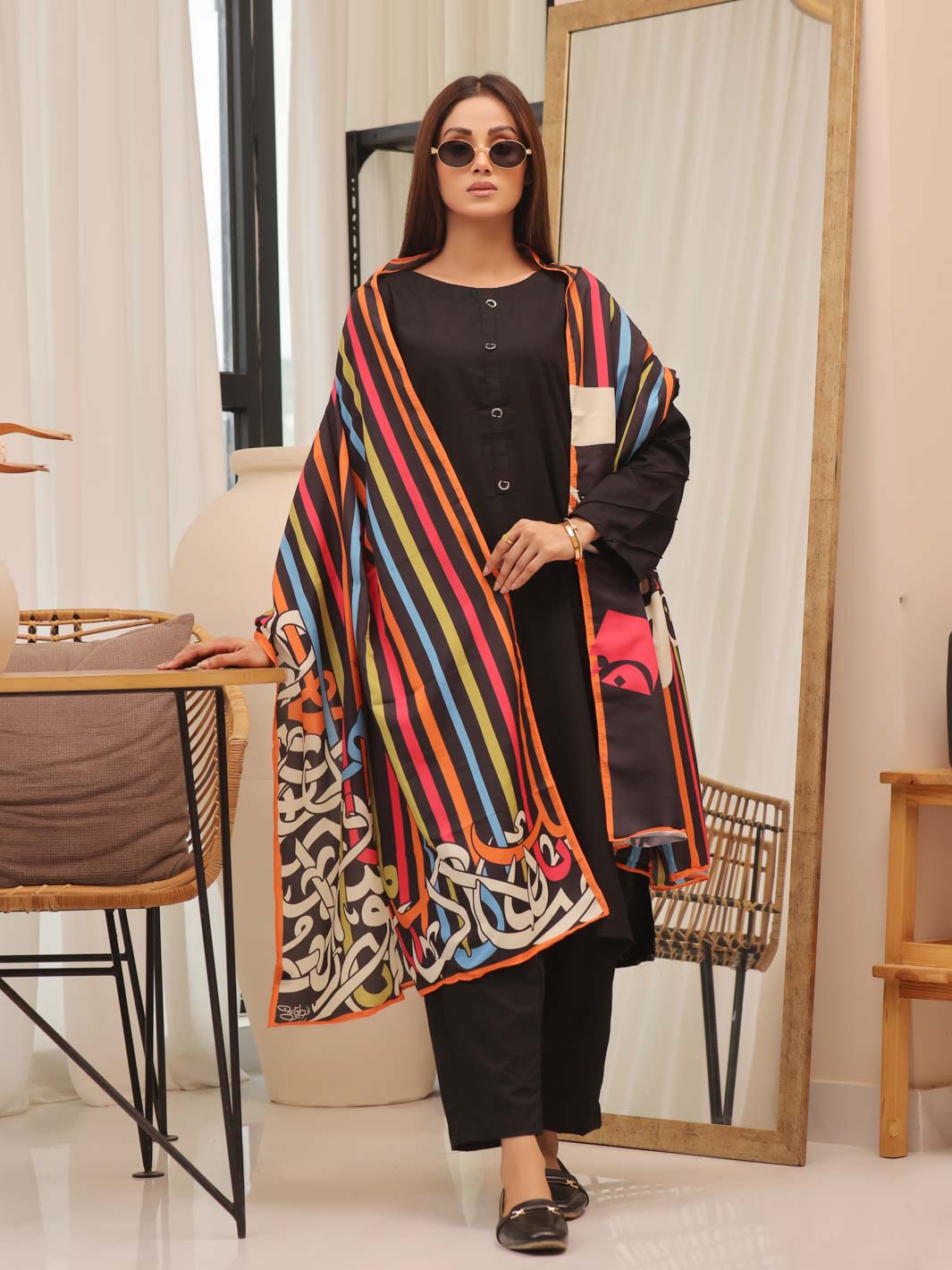 Stripe calligraphy Dupatta (Multi)