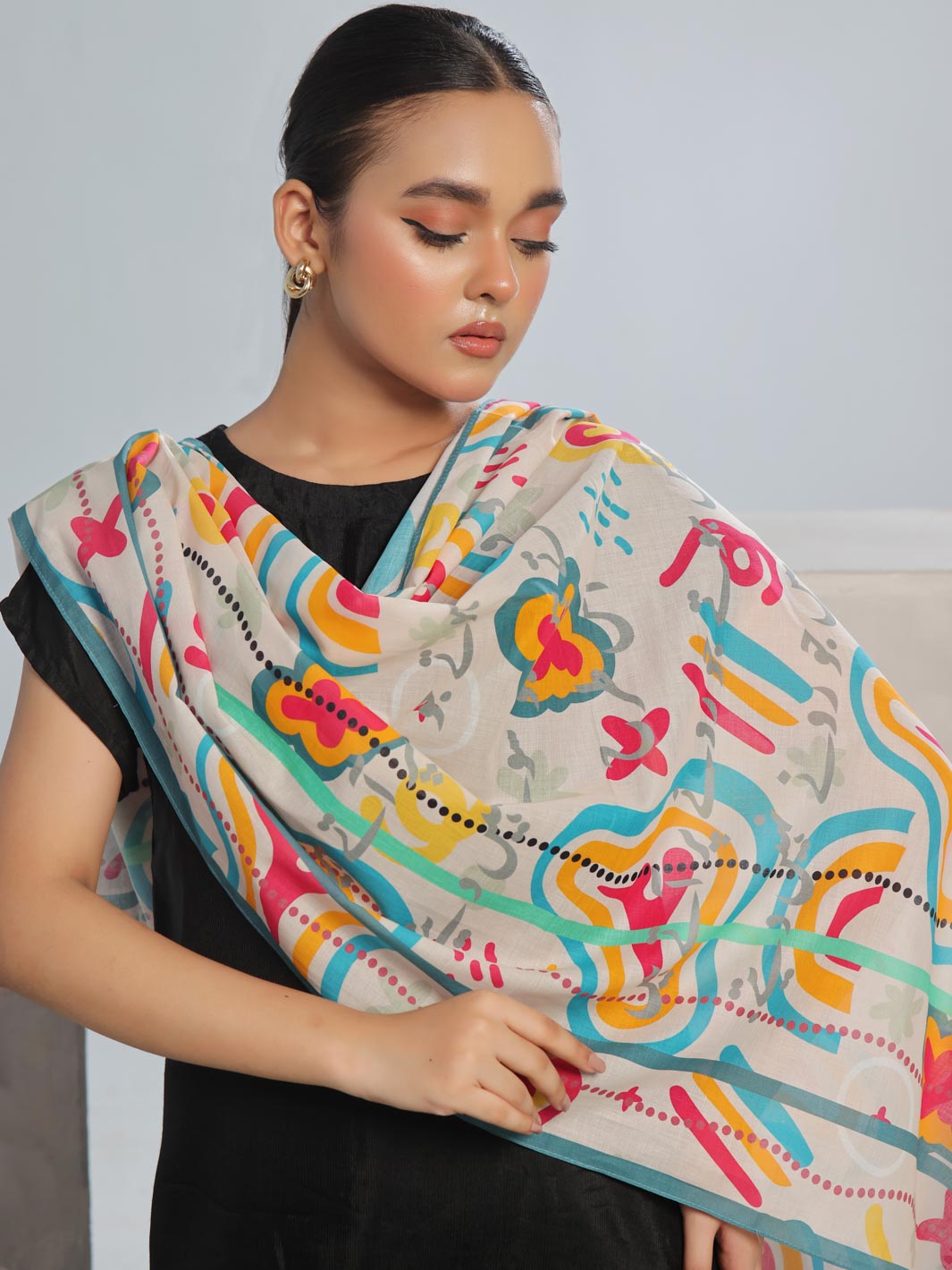 Khuwab Lawn Stole(multi)