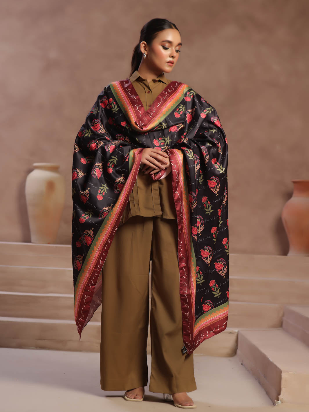Khudse dupatta (Black)