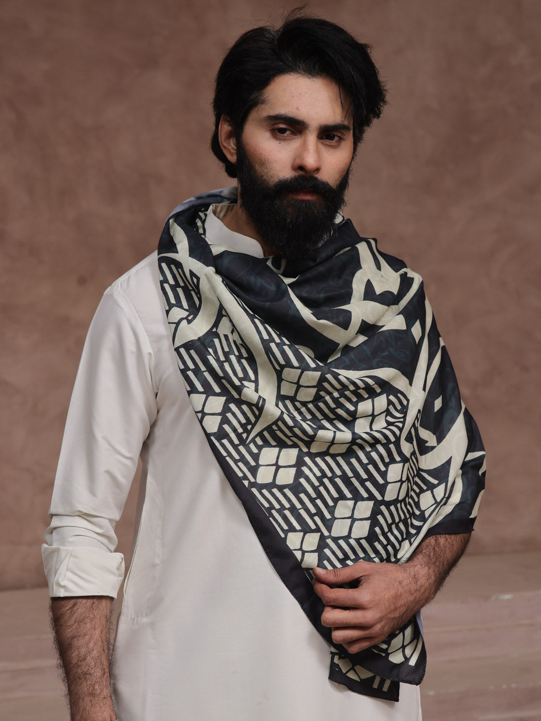 Mehar Stole (Black)
