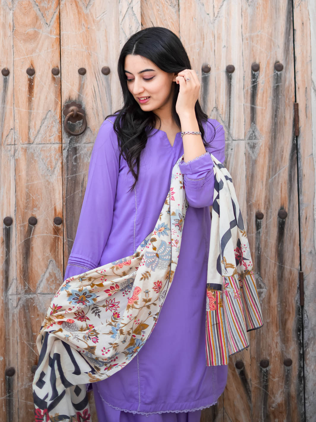 Shadab Lawn Stole