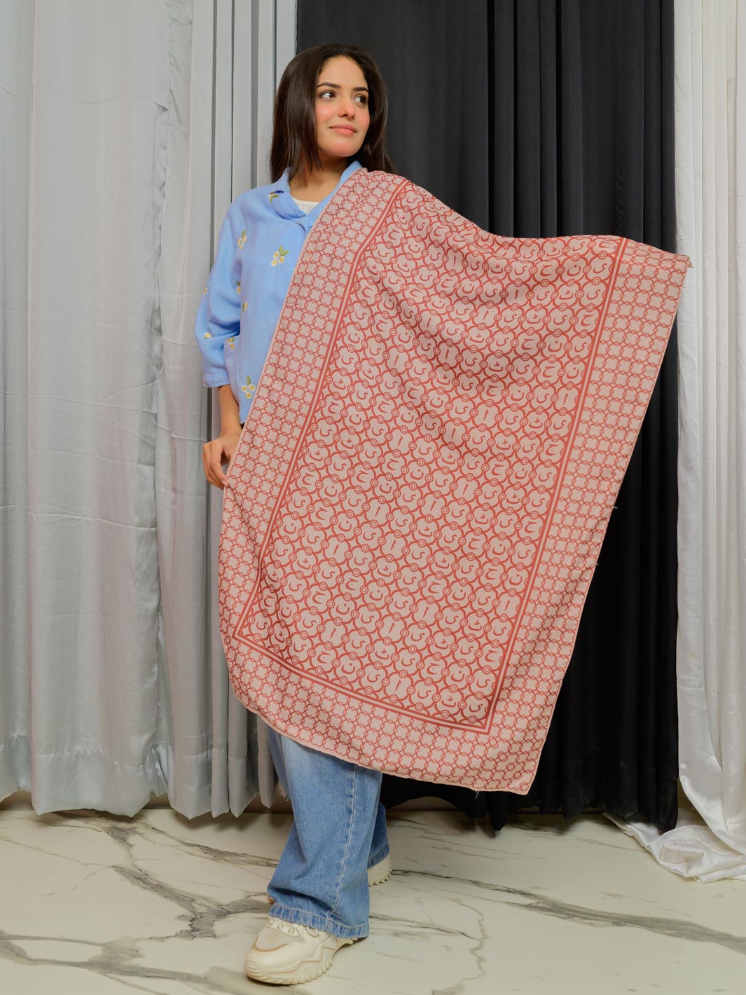 jaan e Huroof Ishq Stole (Bronze)