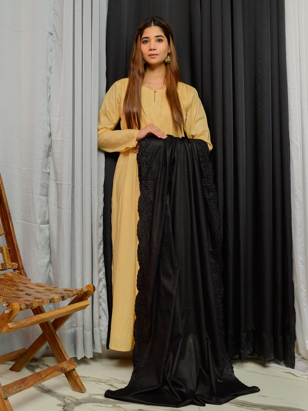 Pure Lawn Embroidered Dupatta (Black 001)