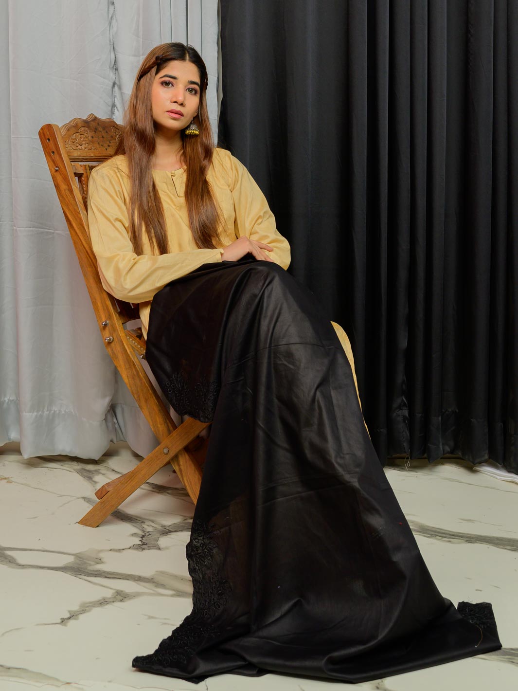 Pure Lawn Embroidered Dupatta (Black 002)