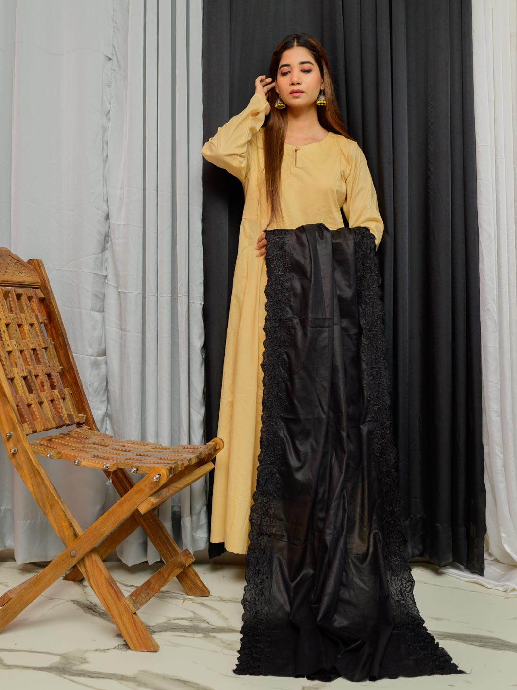 Pure Lawn Embroidered Dupatta (Black 003)