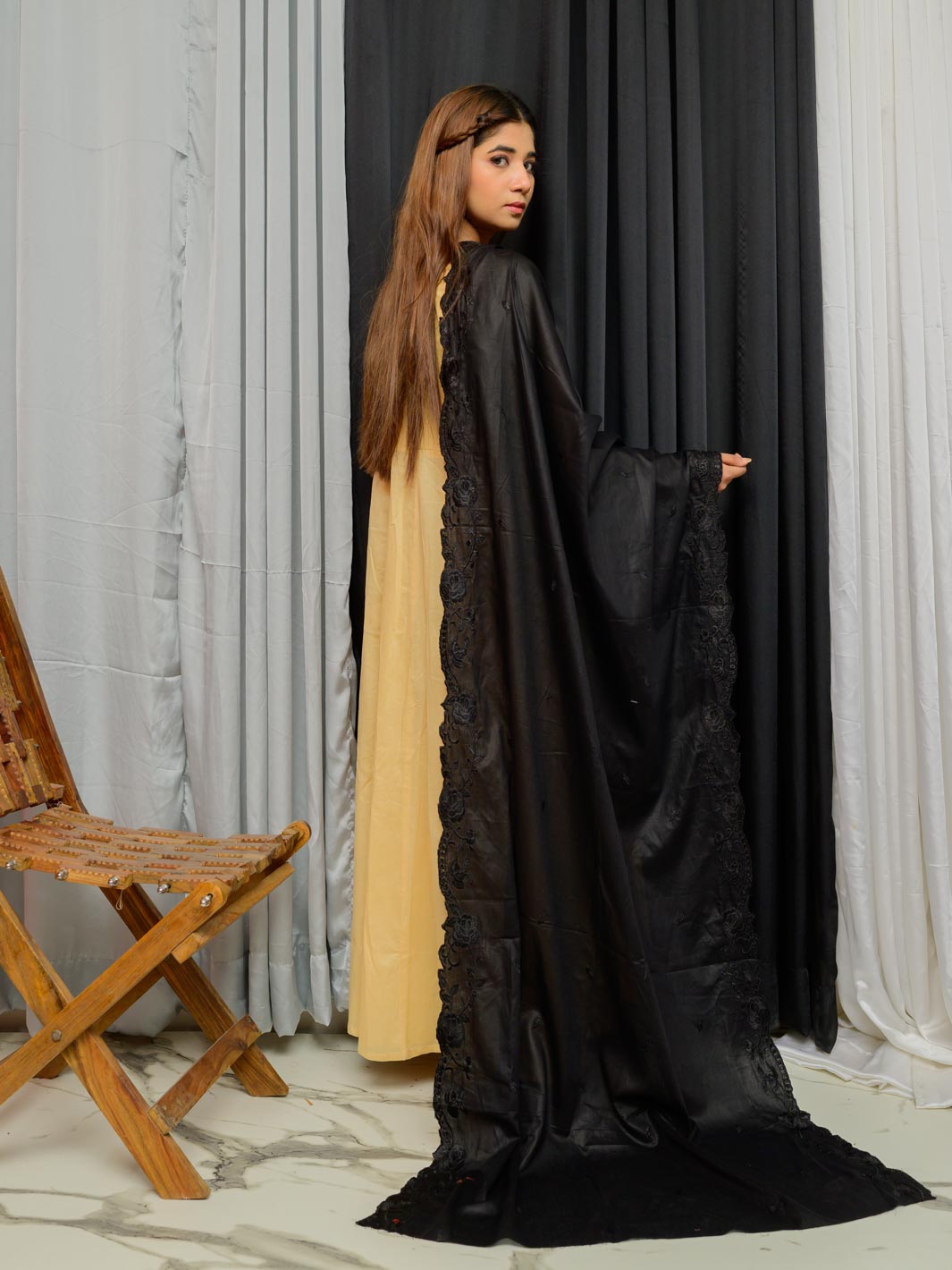 Pure Lawn Dupatta (Black 005)