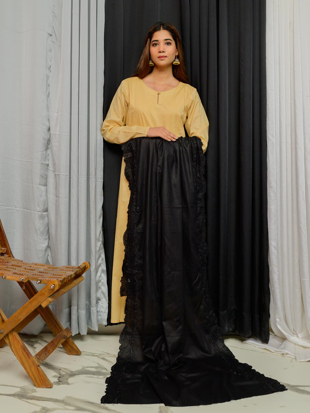 Pure Lawn Dupatta (Black 006)