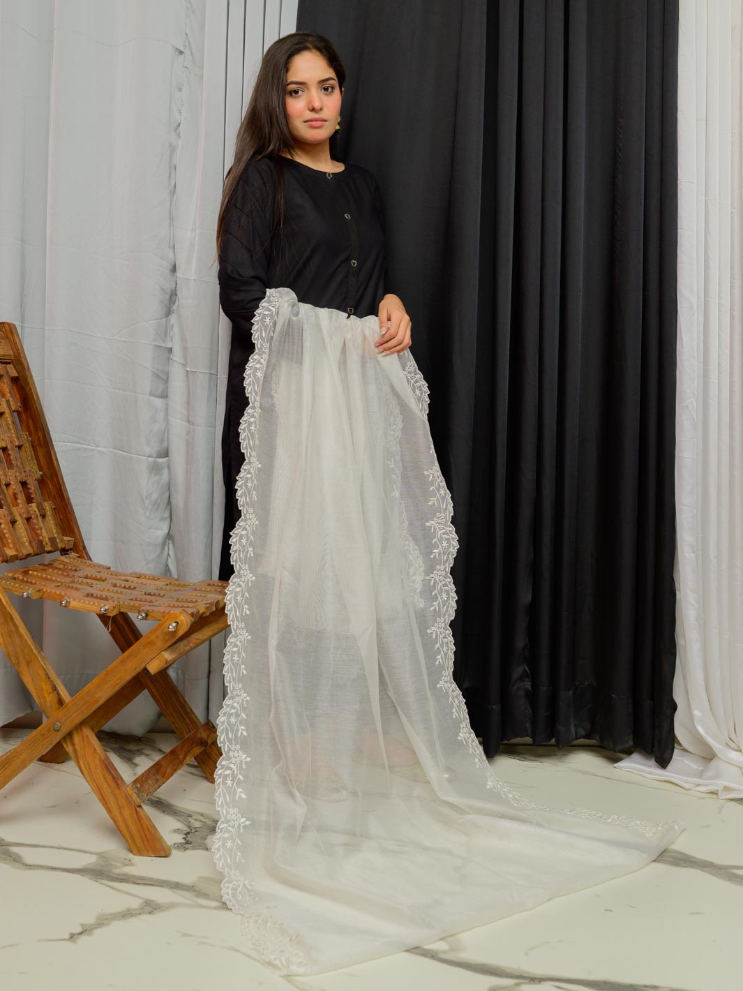 Khaddi Net Embroidered Dupatta ( off White 009)