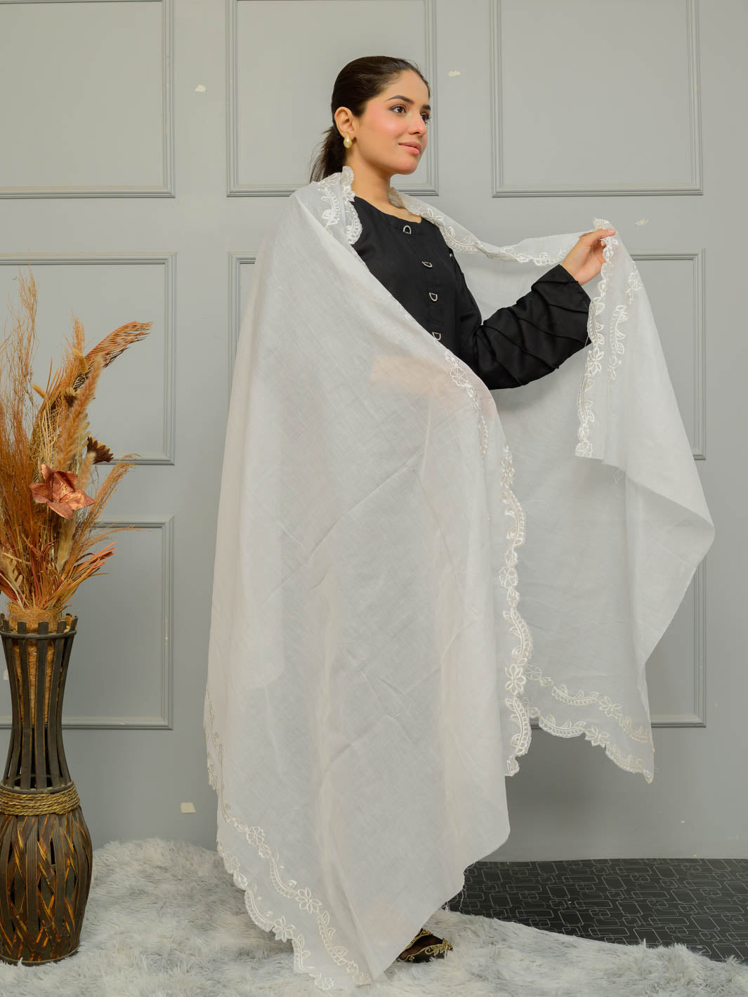 Pure Lawn Cutwork Dupatta (White 002)