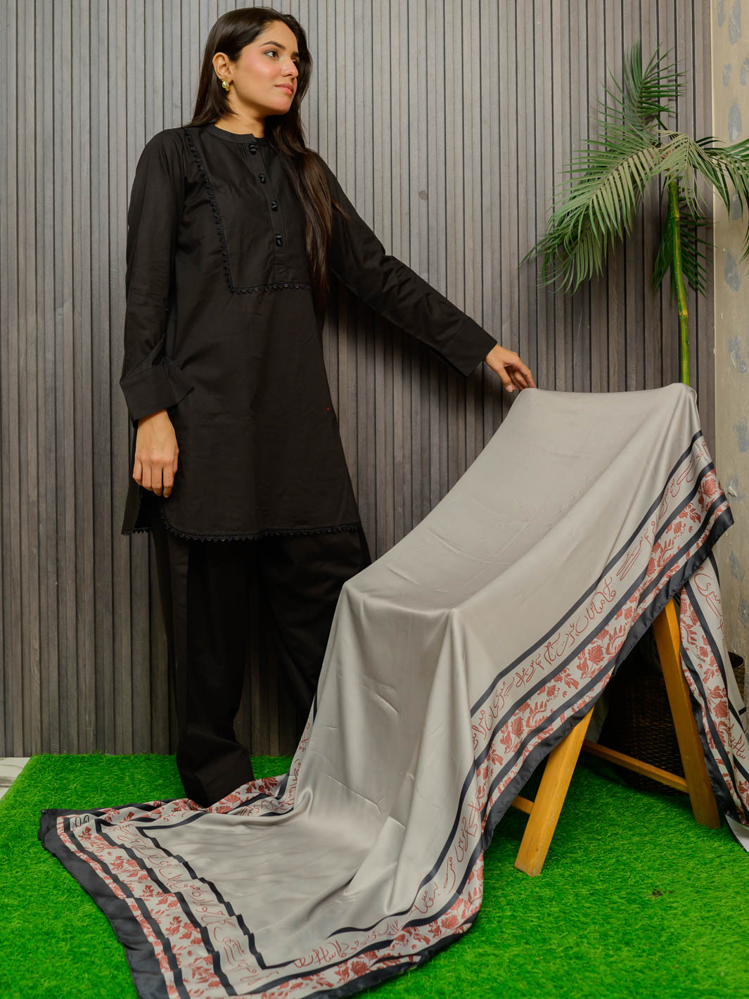 Chahat Silk Dupatta (Grey)