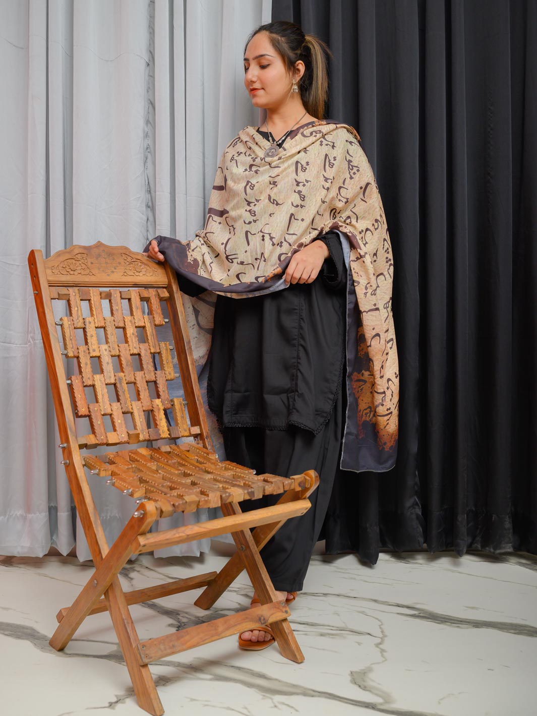 Din Purane Silk Dupatta (Brown)