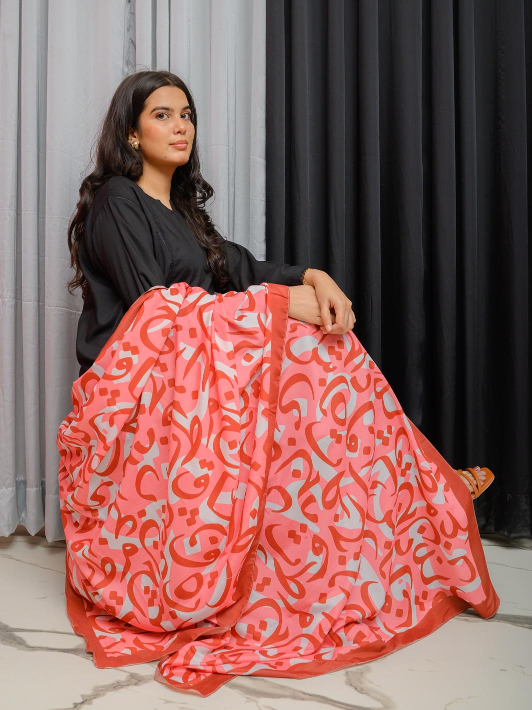 Hujoom Dupatta (reddish)