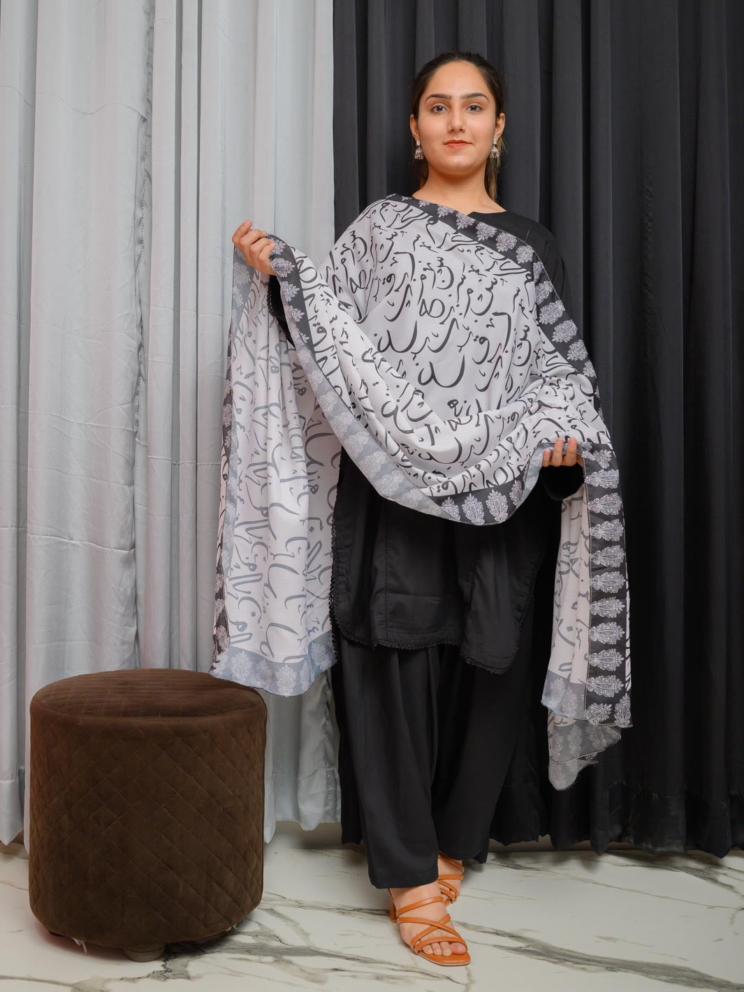 Be Qaida Silk Dupatta (white)