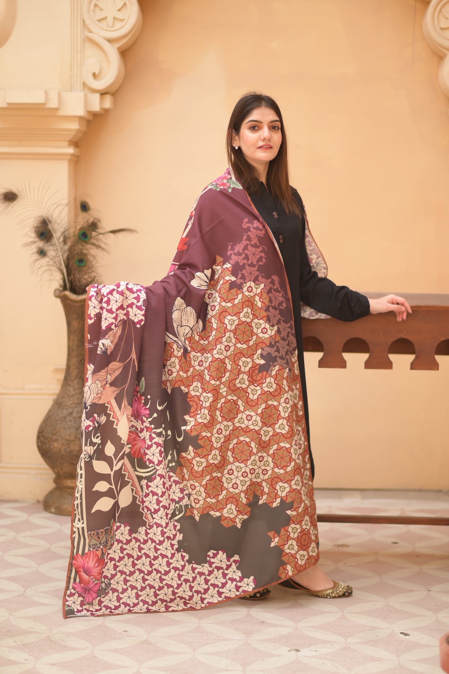 Yaad Dupatta (Maroon)
