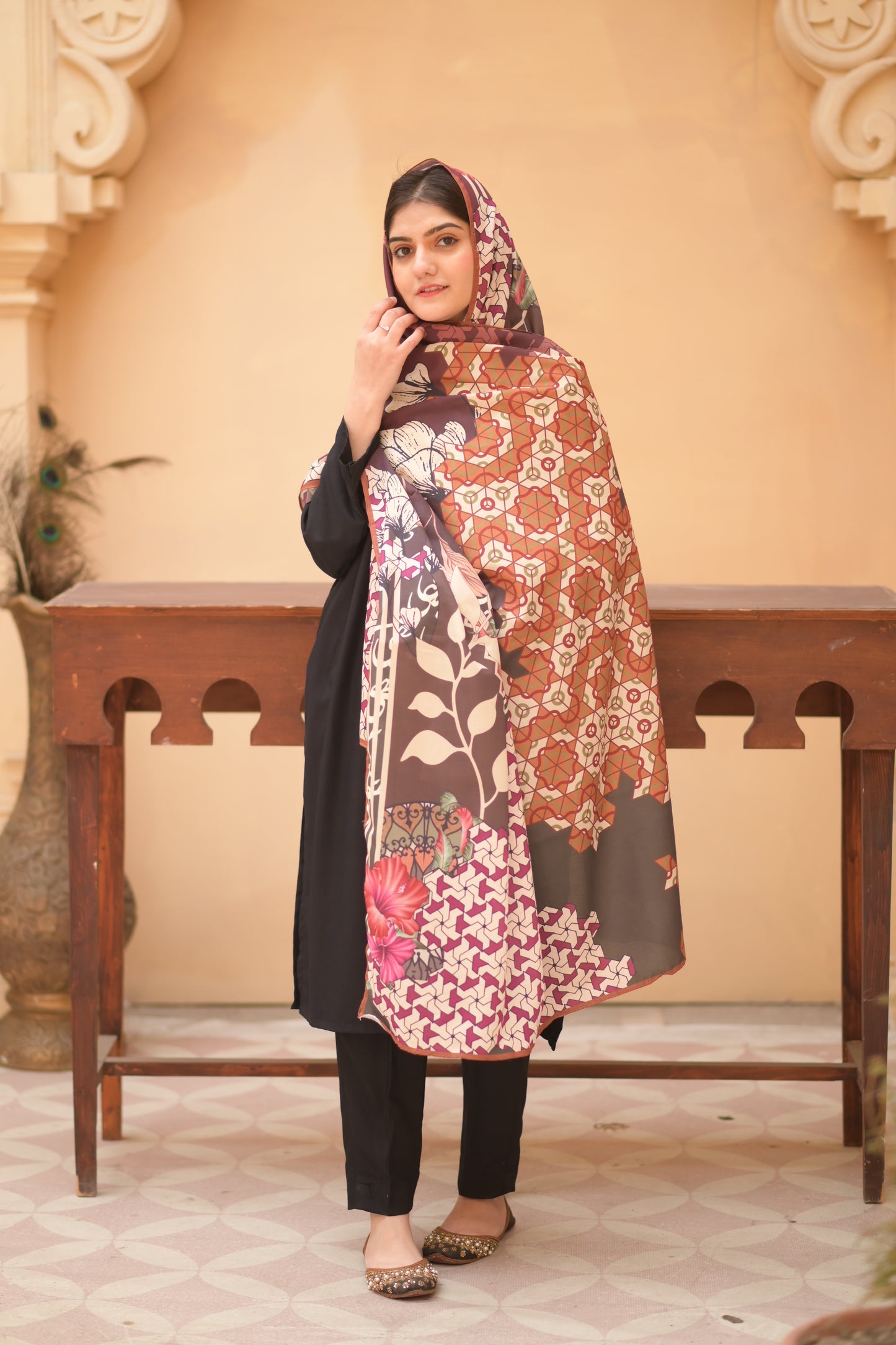 Yaad Dupatta (Maroon)