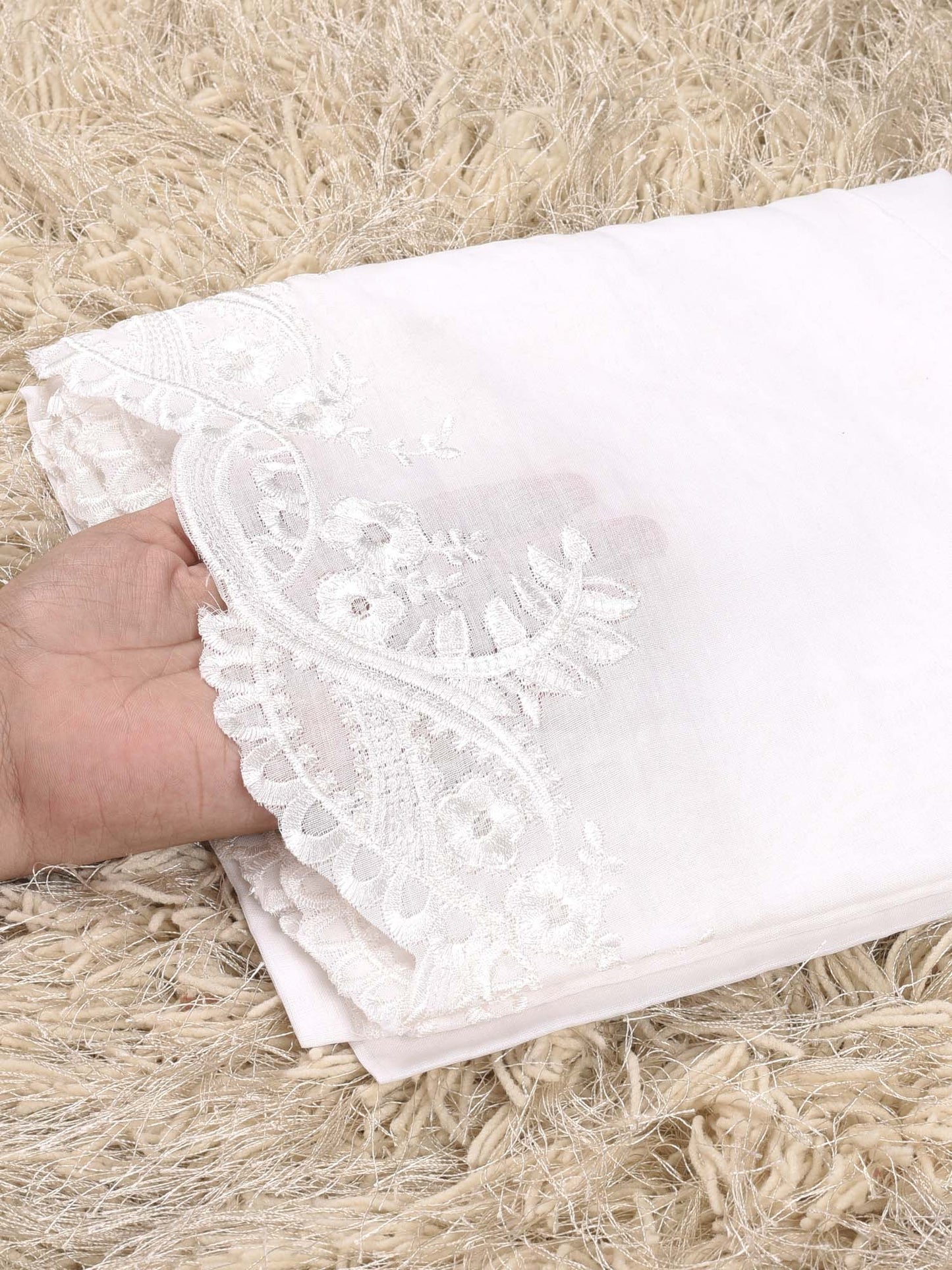 Pure Lawn Cutwork Dupatta (White 001)