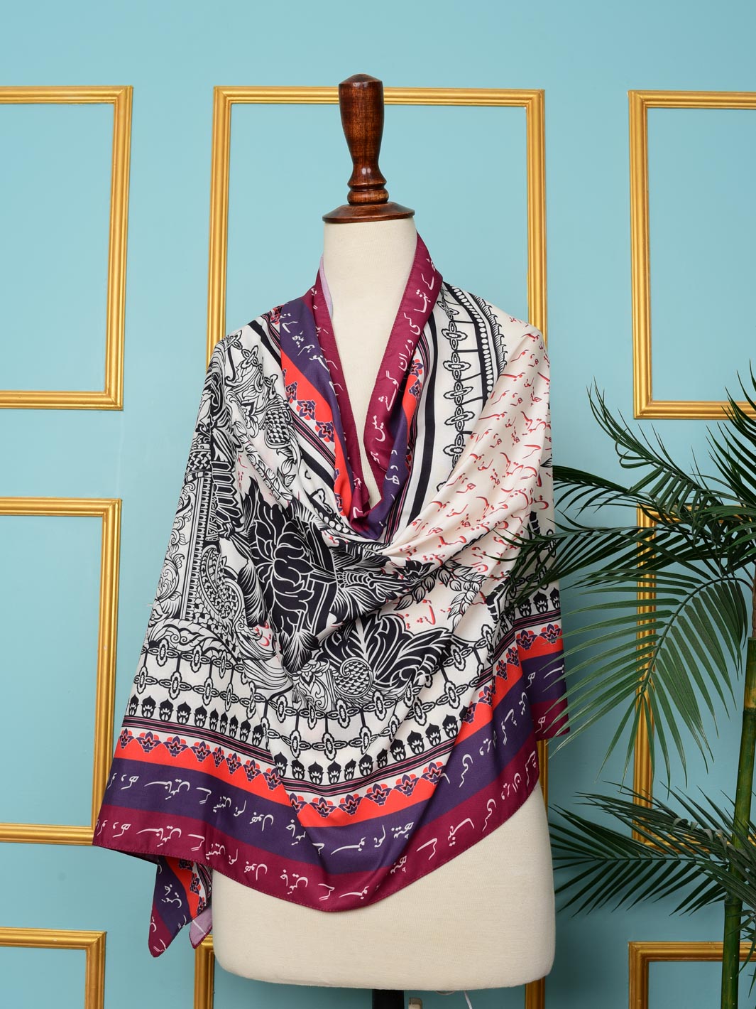 Veran Stole (White)