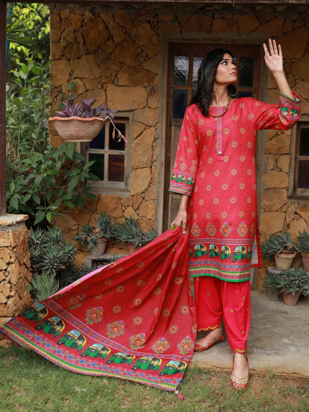 Raksha Dupatta