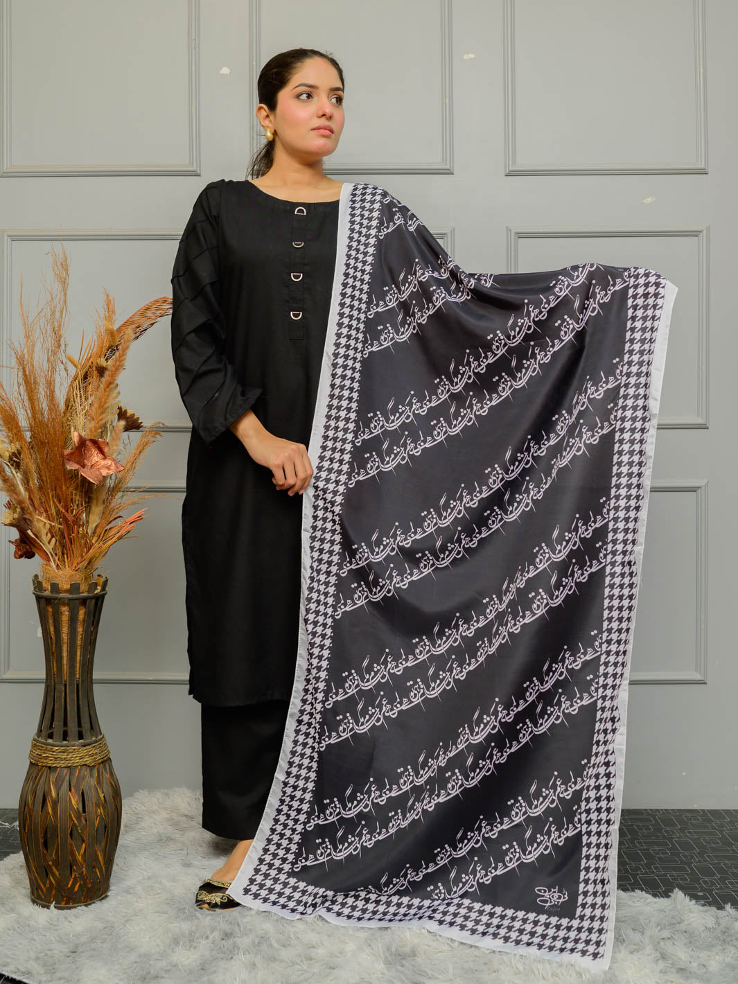 Shaam Stole (Black)