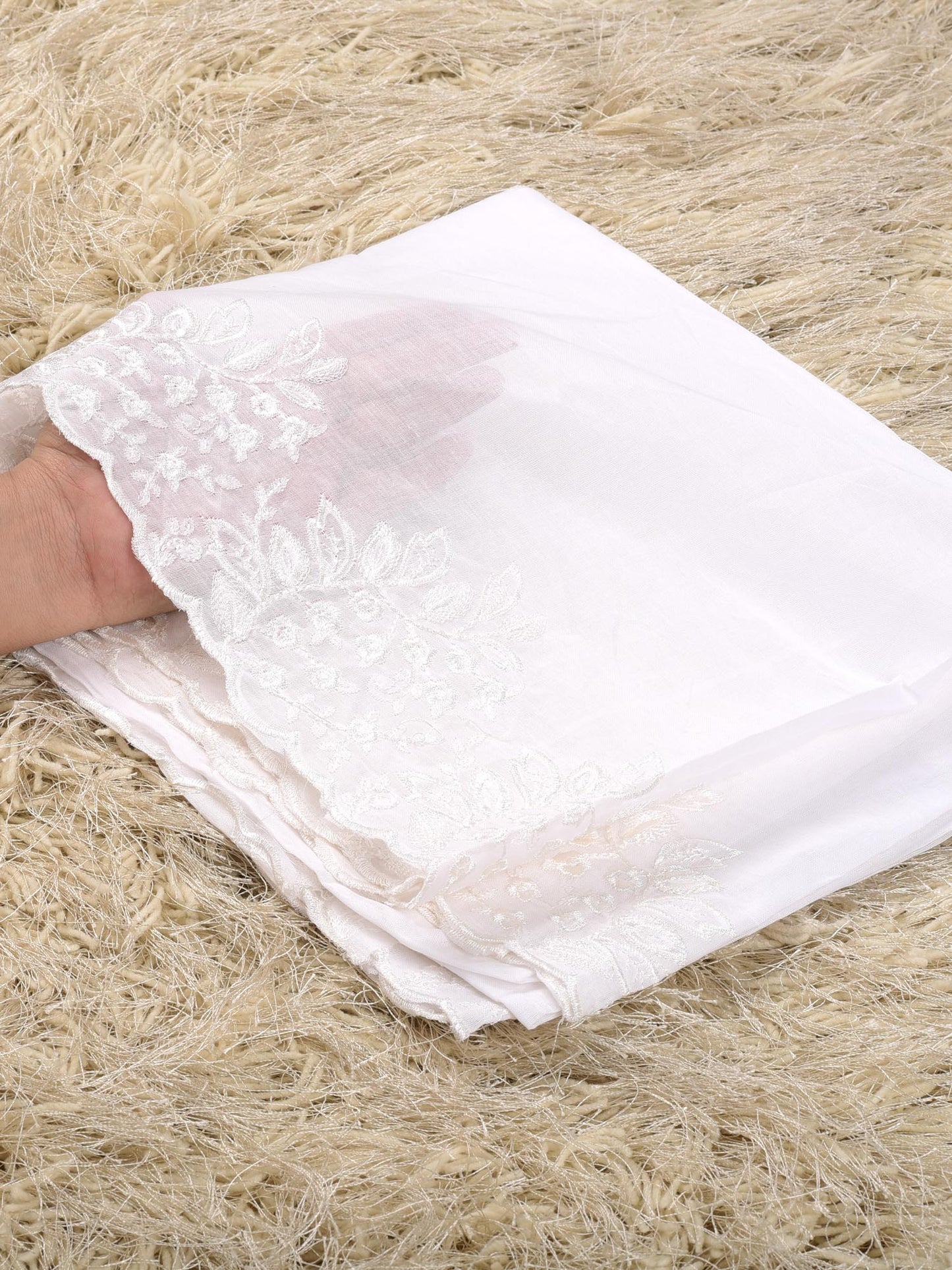 Pure Lawn Cutwork Dupatta (White 009)