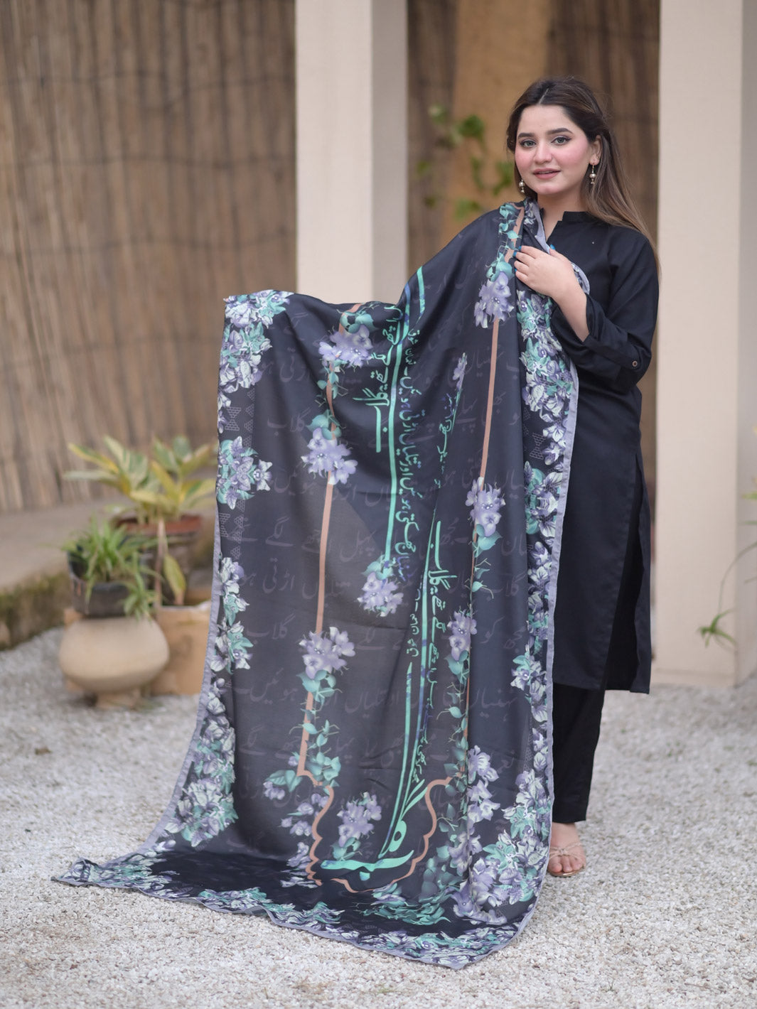 Gulaab Silk Dupatta (Black)