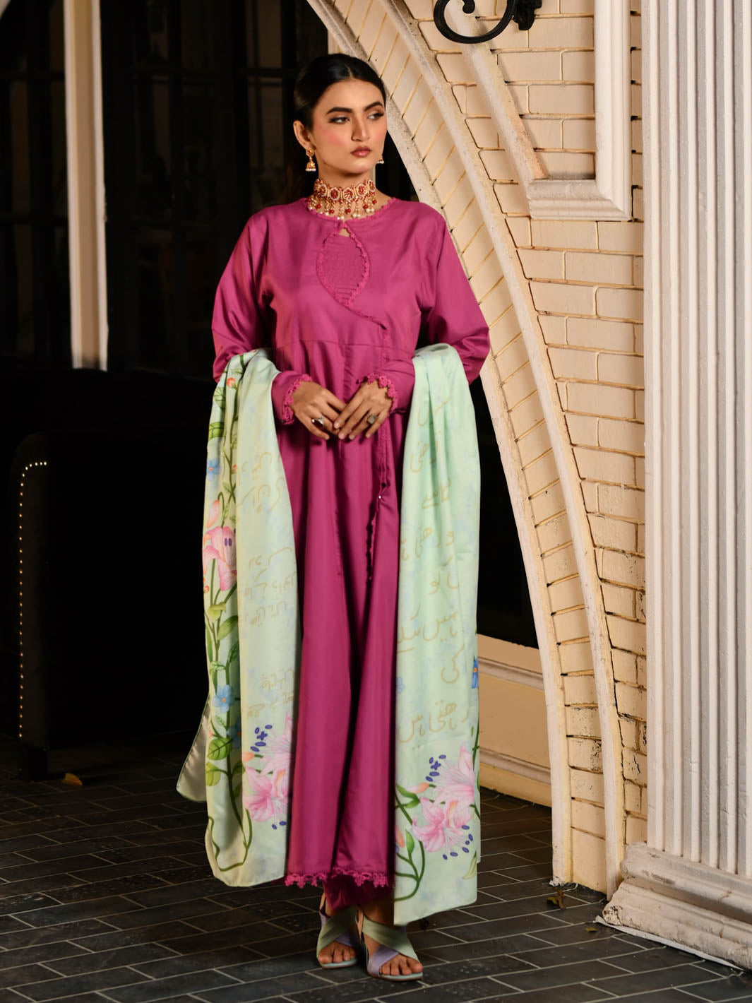 Aadat Stole (Crystal Green)