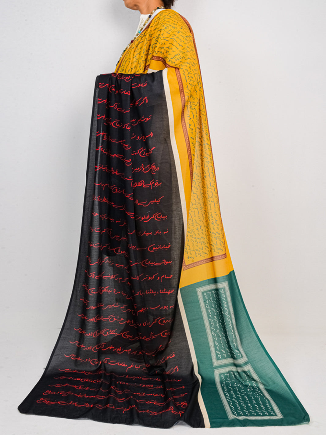 Mukalmaa Dupatta (Black)