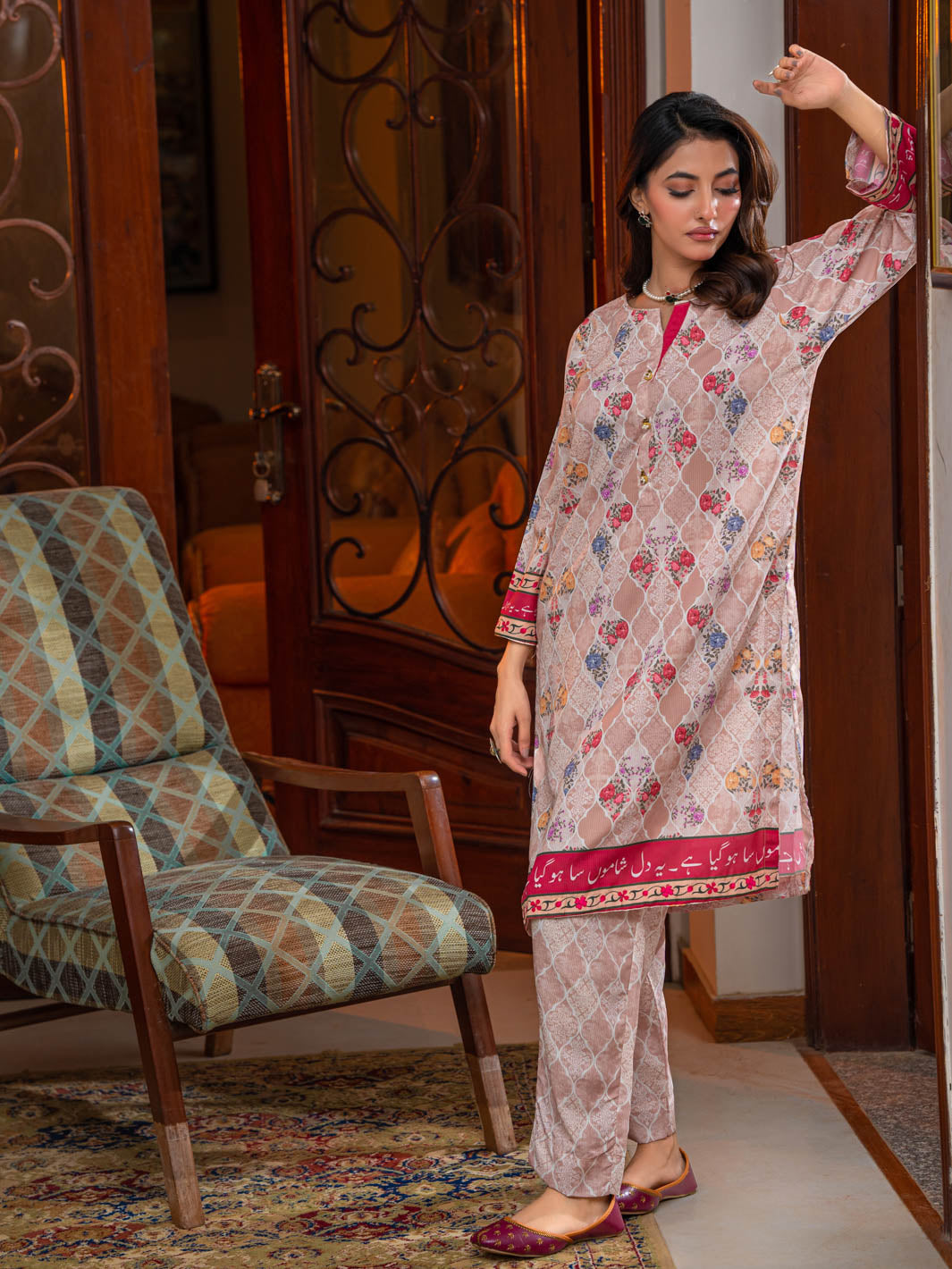 Noor Stitched 3 Pc (Beige)