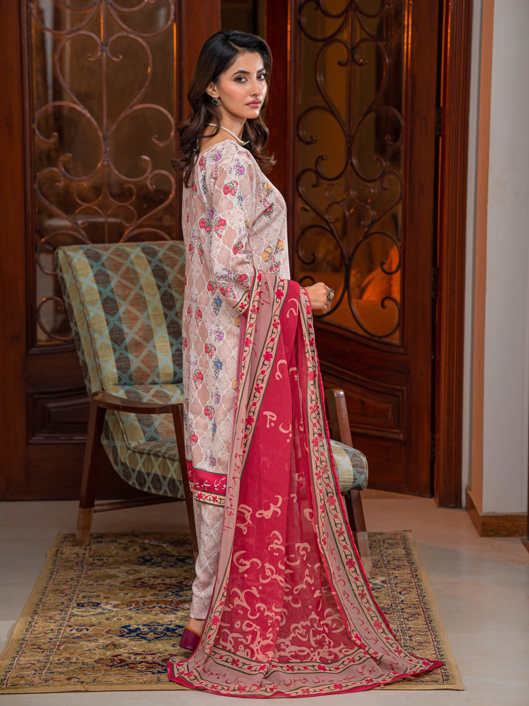 Noor Stitched 3 Pc (Beige)