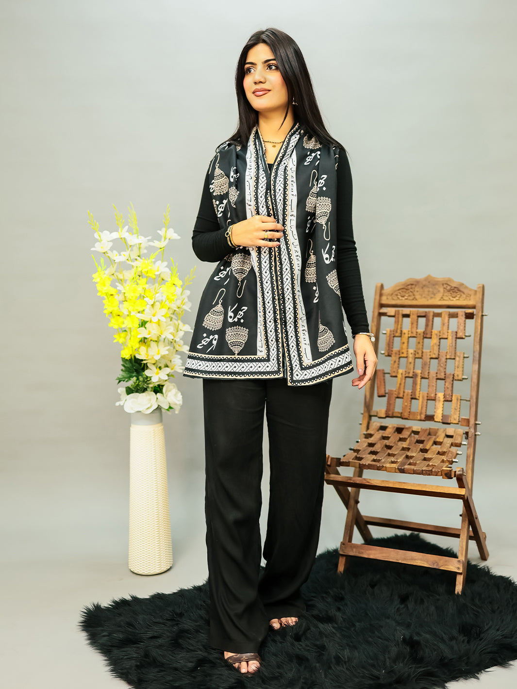 Jhumka Stole (Black n Skin)