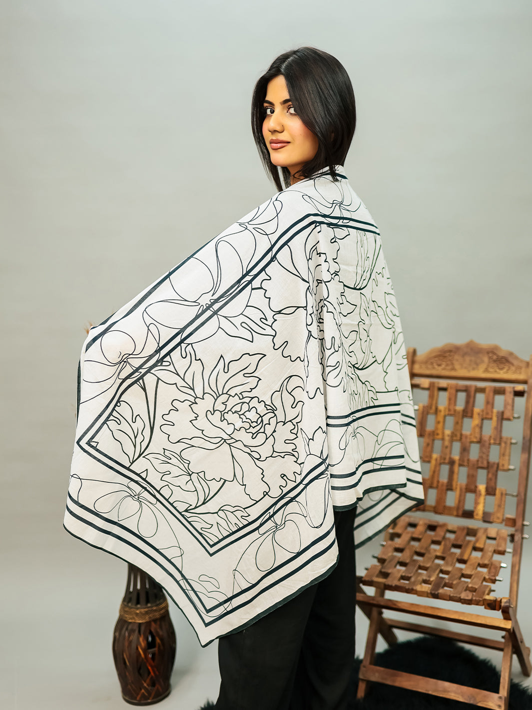 Floral Lawn Stole (White)