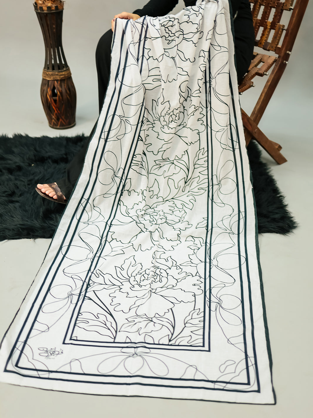 Floral Lawn Stole (White)