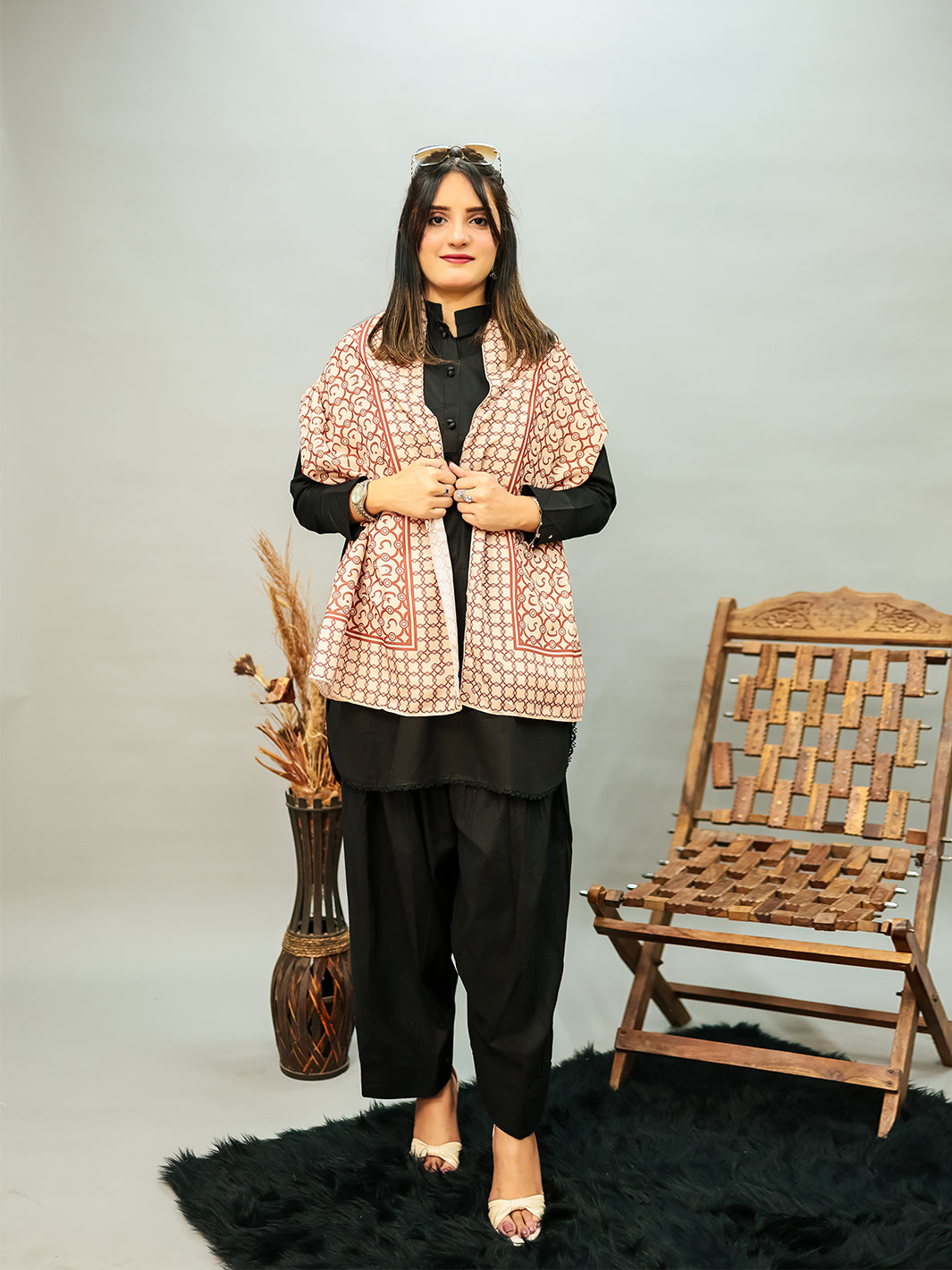 jaan e Huroof Ishq Stole (Bronze)