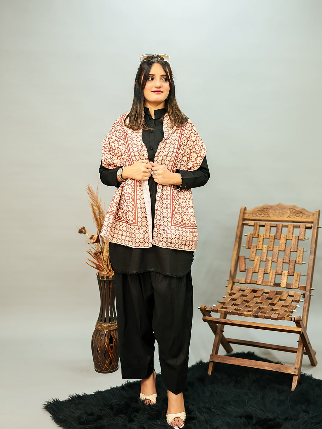 jaan e Huroof Ishq Stole (Bronze)