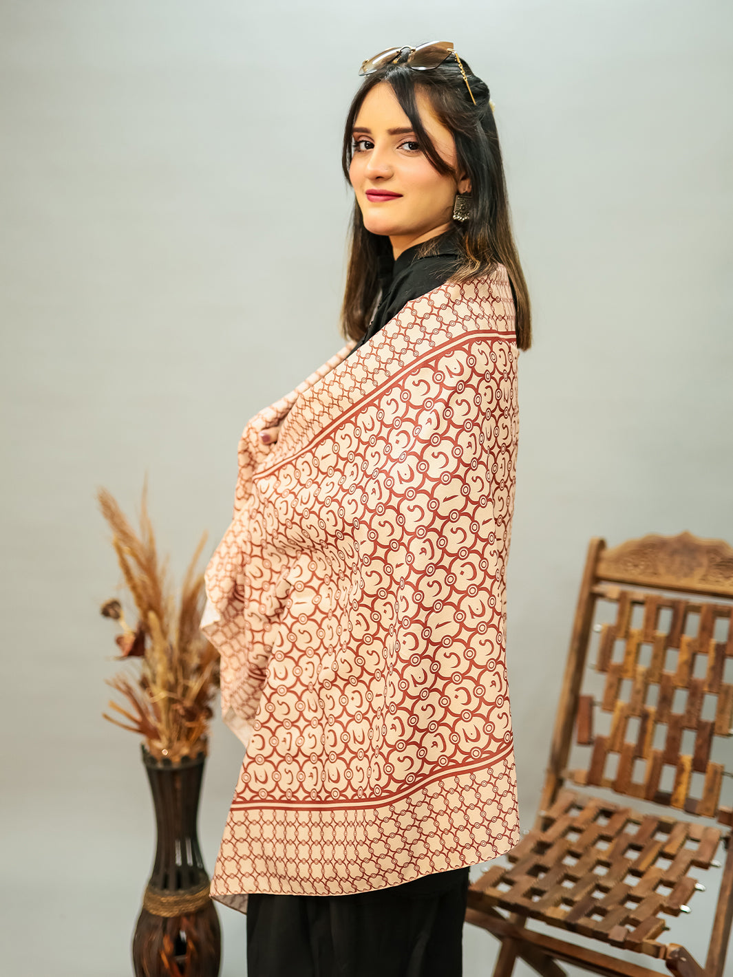 jaan e Huroof Ishq Stole (Bronze)