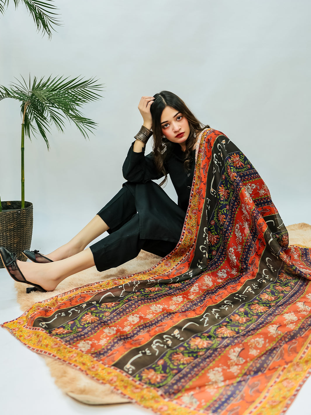 Phool Stripe  Premium Silk Dupatta (Dark Multi)