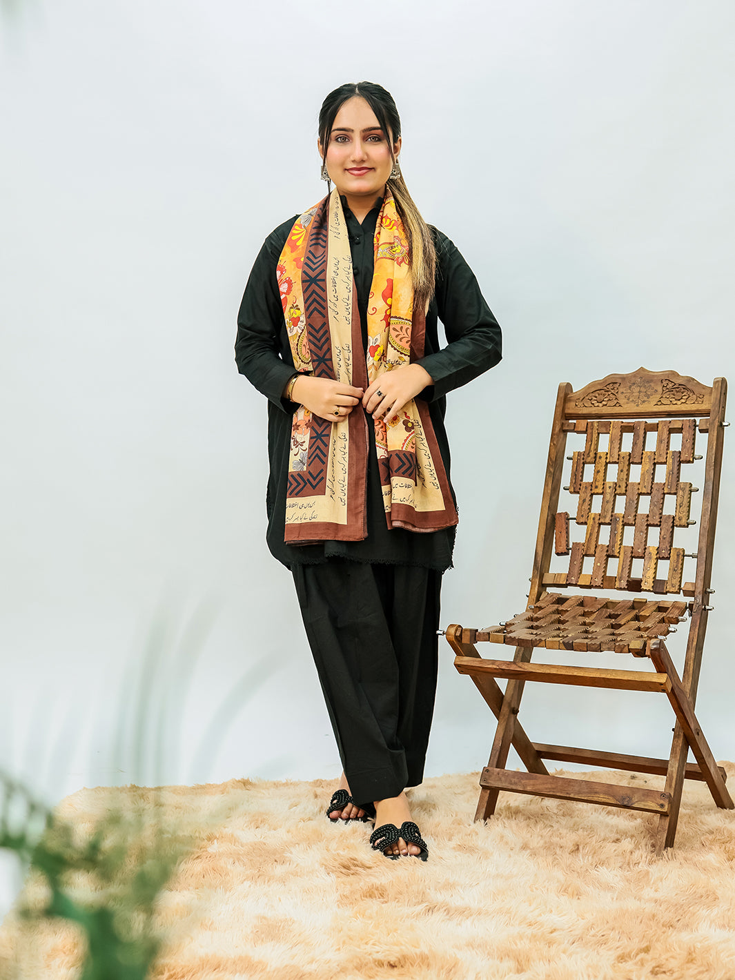 Nikhaar Lawn Stole