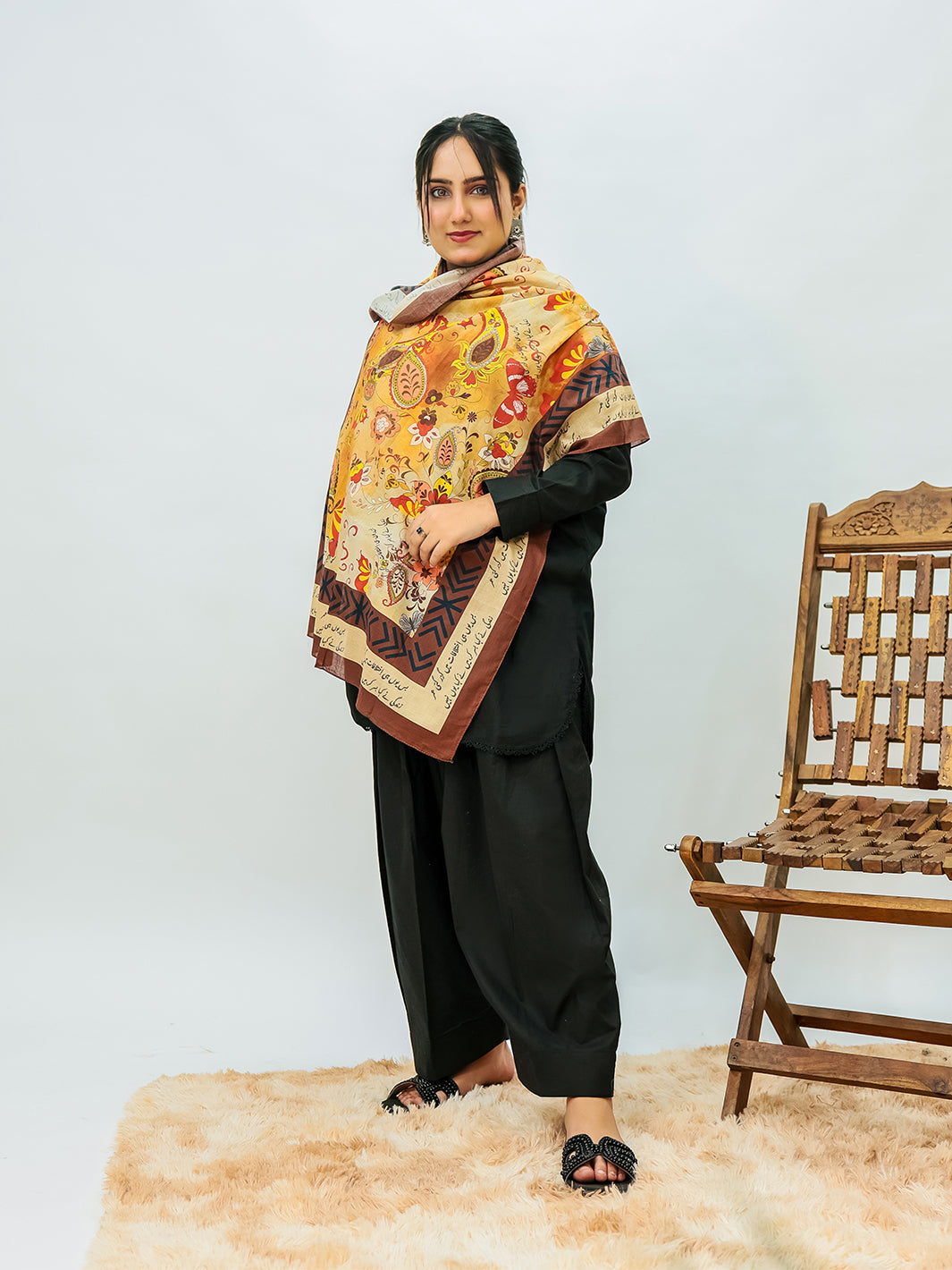 Nikhaar Lawn Stole
