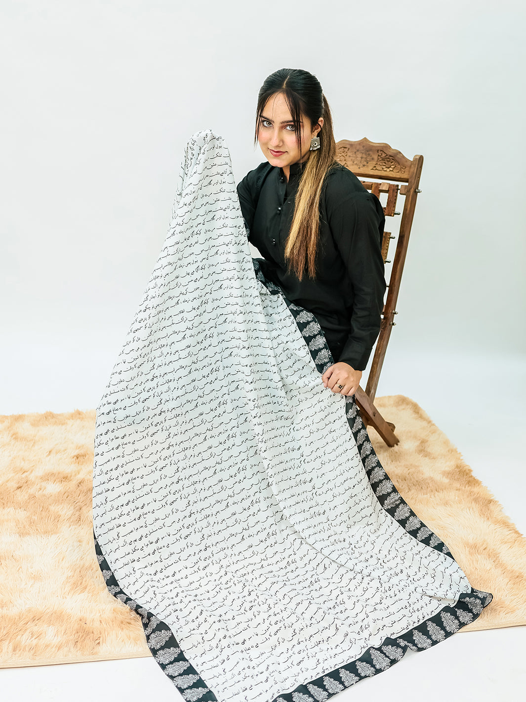 kitaabi Dastaan Dupatta (White)