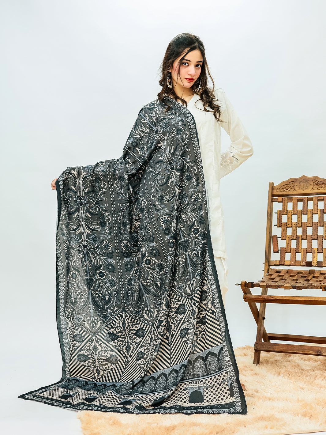 Zainab Dupatta