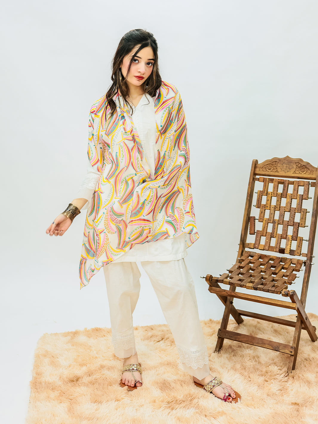 Fruity Stole (White)