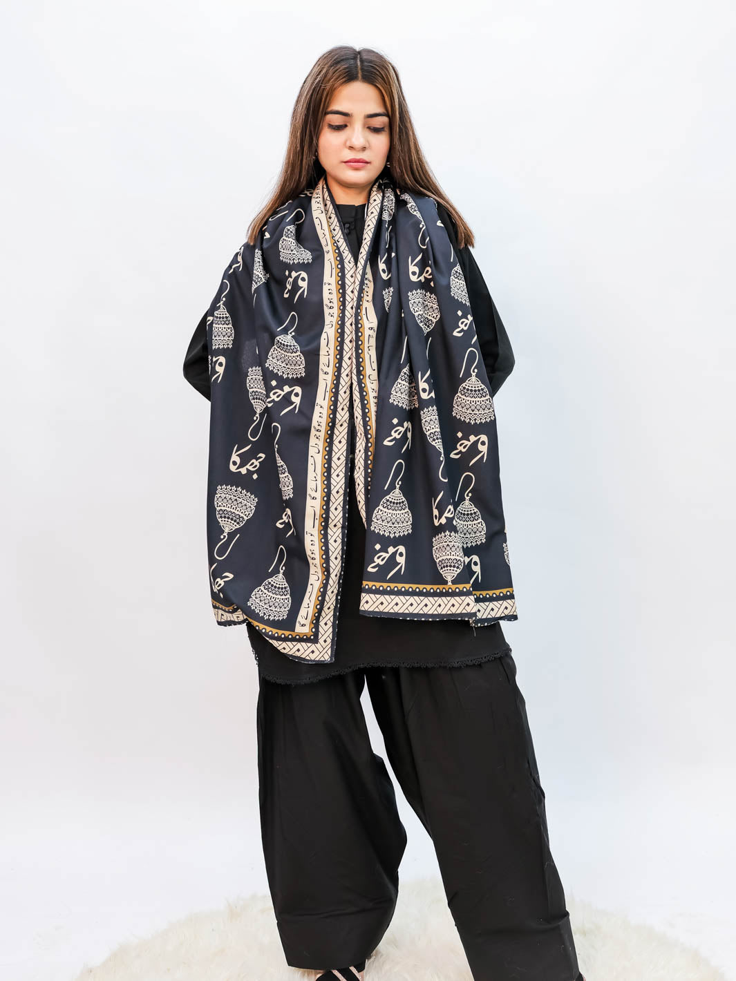 Jhumka Stole (Black n Skin)