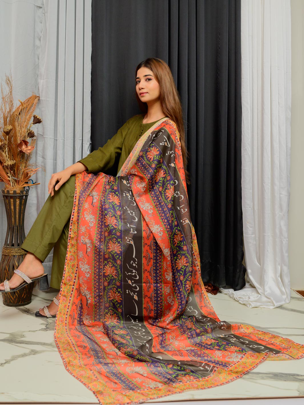 Phool Stripe  Premium Silk Dupatta (Dark Multi)