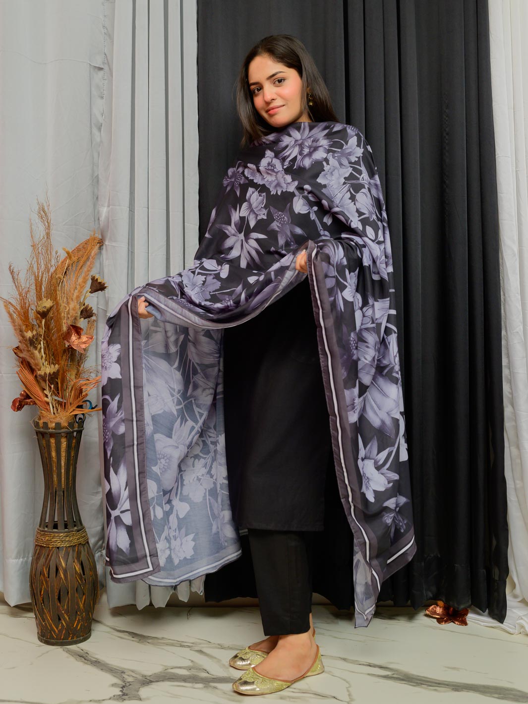 Flower Art Dupatta