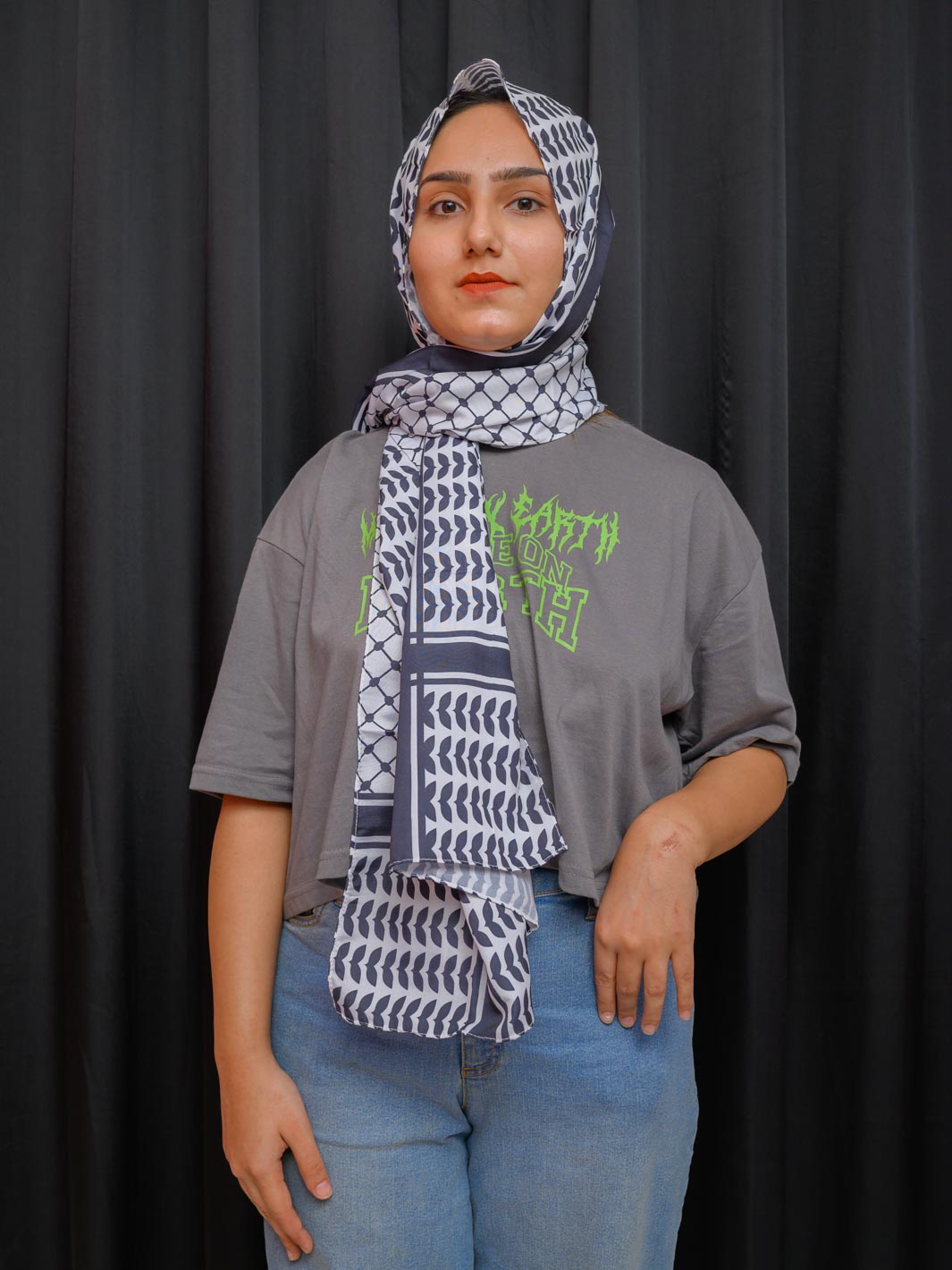 Palestine B&W Stole