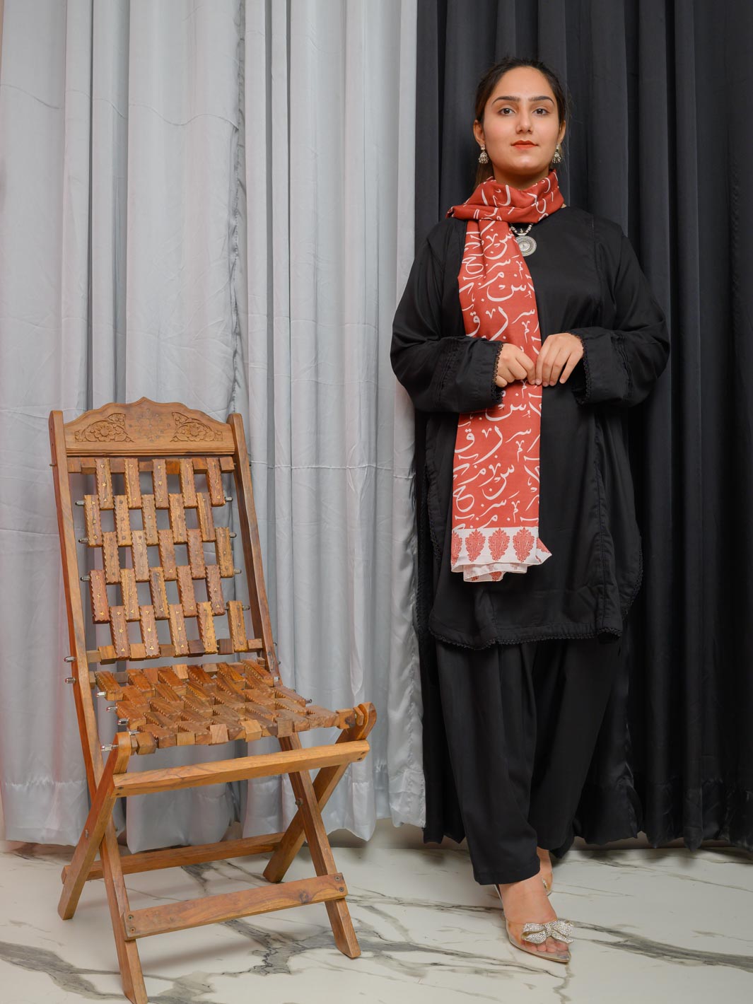 Be Qaida Dupatta (Rust)