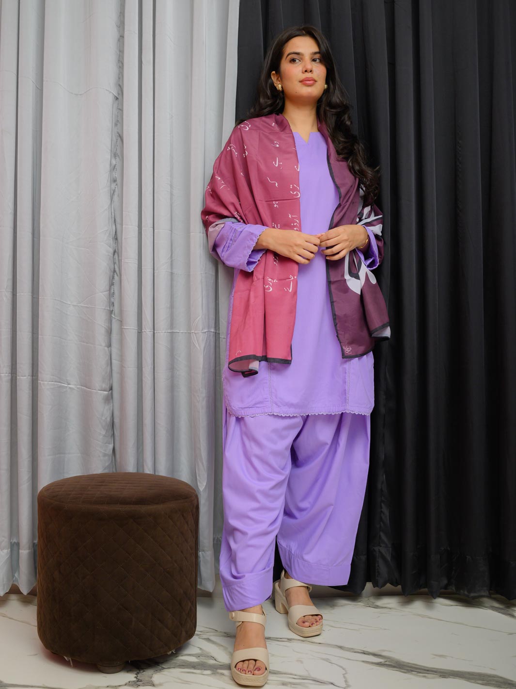 Iqbal ka Andaz Stole (Maroon)