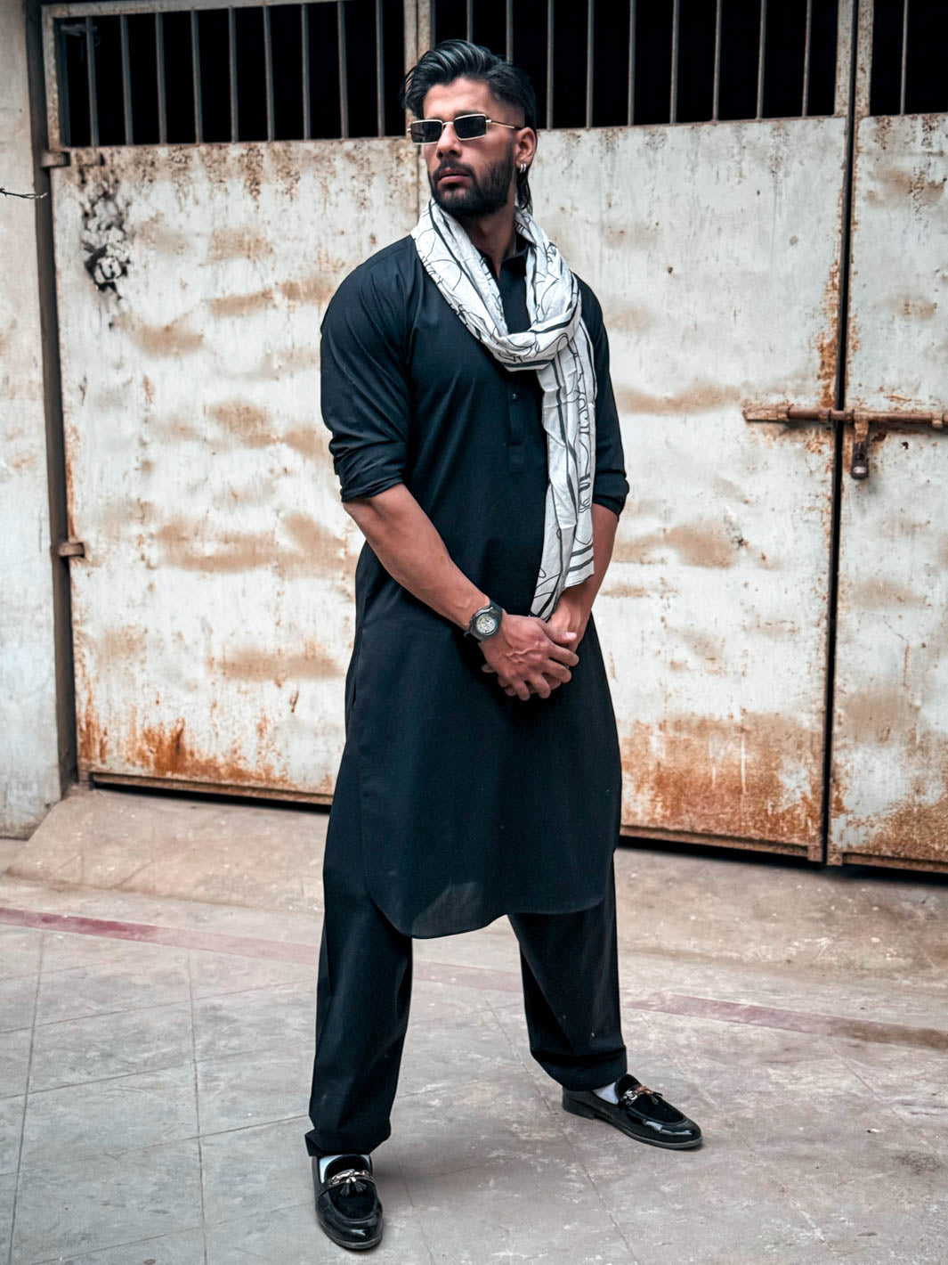 Floral Stole (White - Men)