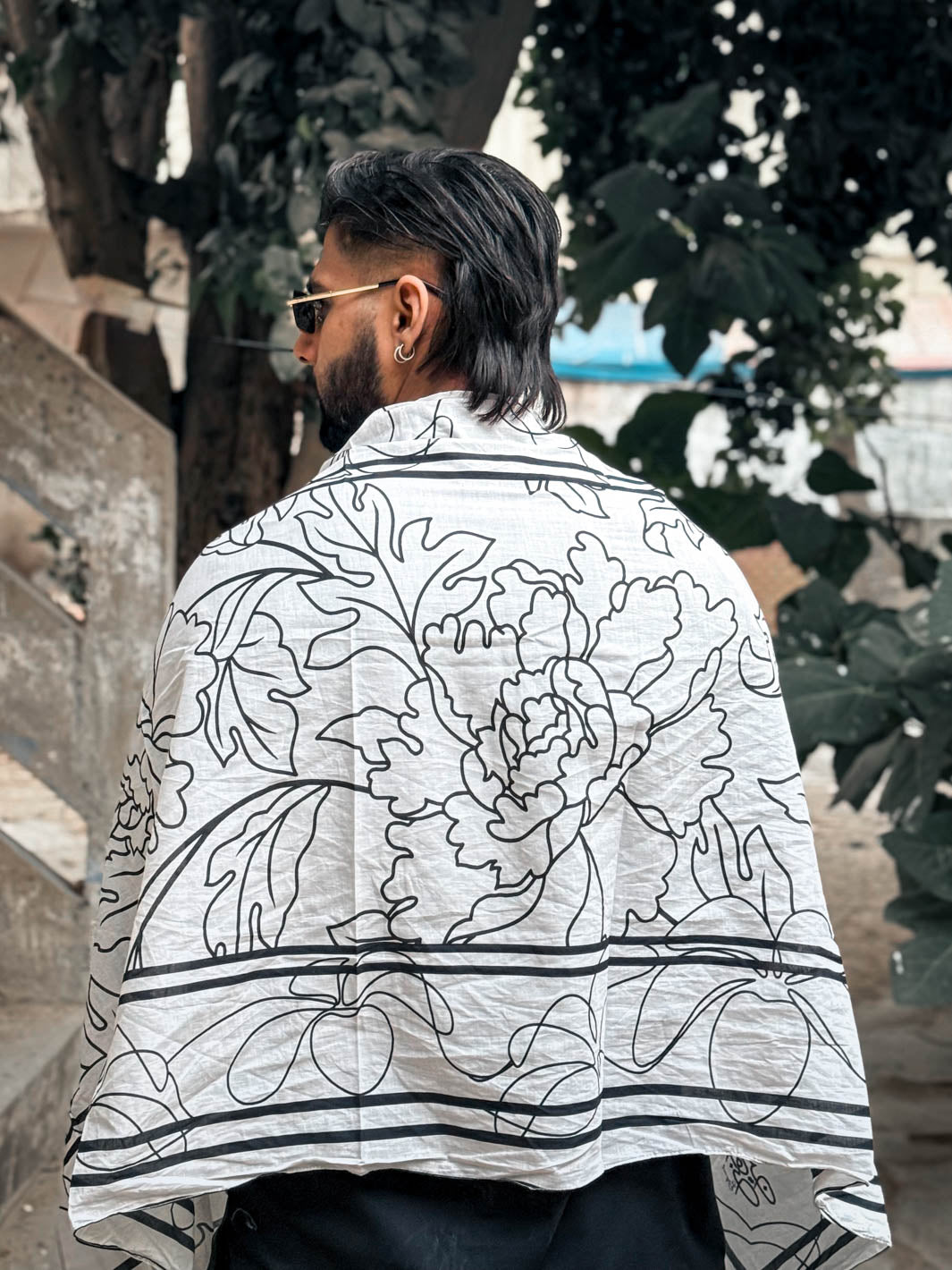 Floral Stole (White - Men)