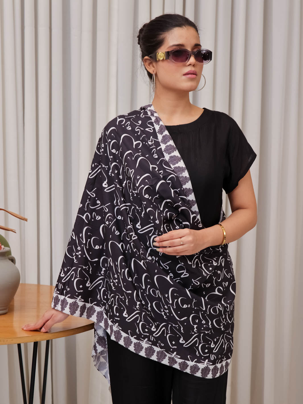 Be Qaida Dupatta (Black)